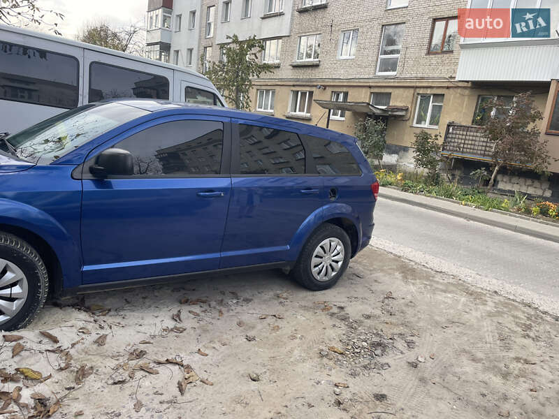 Внедорожник / Кроссовер Dodge Journey 2015 в Львове