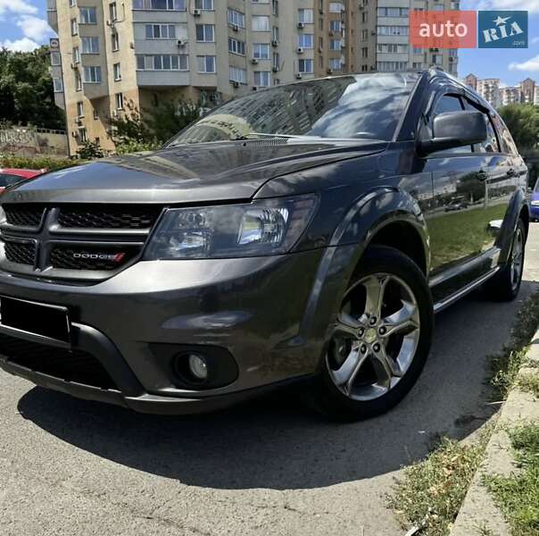 Позашляховик / Кросовер Dodge Journey 2015 в Ужгороді