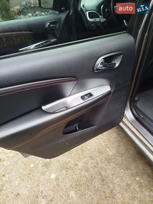 Внедорожник / Кроссовер Dodge Journey 2015 в Буче