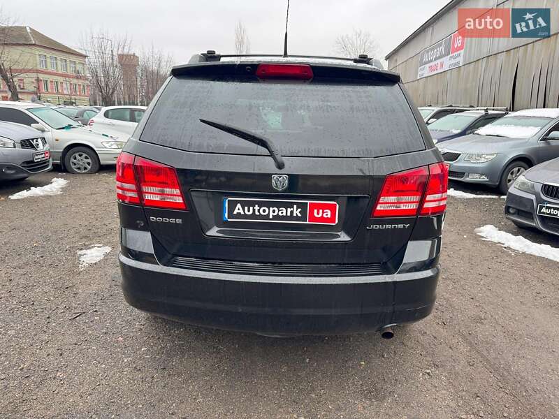 Позашляховик / Кросовер Dodge Journey 2010 в Києві