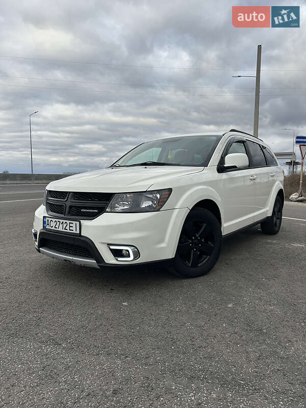 Позашляховик / Кросовер Dodge Journey 2011 в 