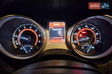 Позашляховик / Кросовер Dodge Journey 2015 в 