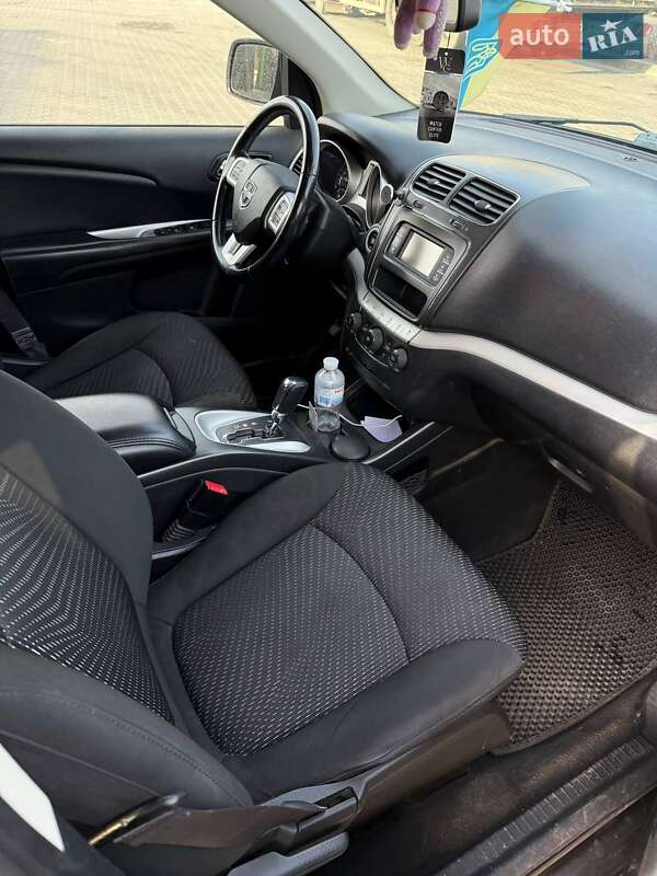 Внедорожник / Кроссовер Dodge Journey 2019 в Стрые