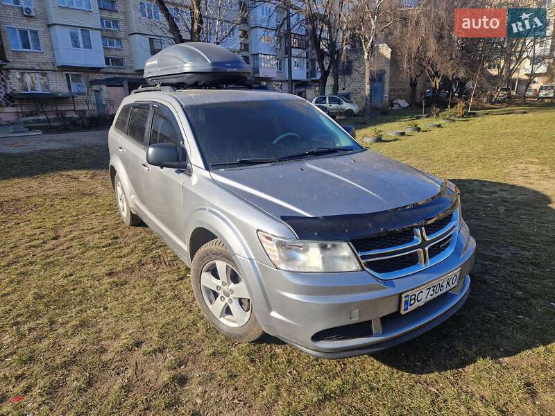 Позашляховик / Кросовер Dodge Journey 2015 в Чернівцях