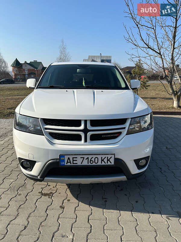 Внедорожник / Кроссовер Dodge Journey 2014 в Хмельницком