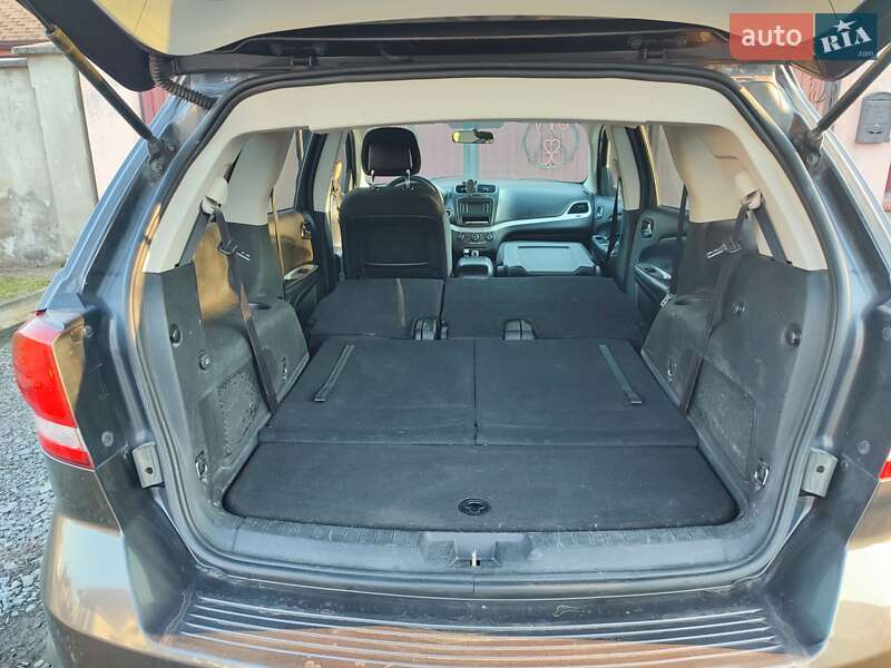 Внедорожник / Кроссовер Dodge Journey 2015 в Мукачево