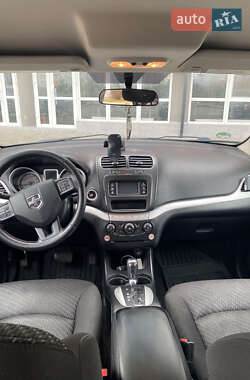 Внедорожник / Кроссовер Dodge Journey 2014 в 