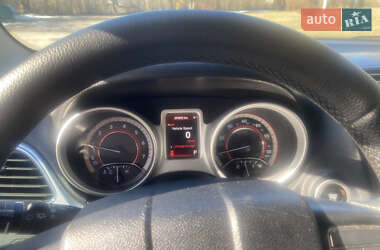 Позашляховик / Кросовер Dodge Journey 2015 в 