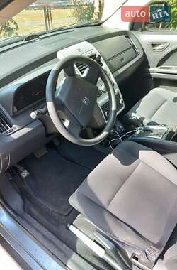 Внедорожник / Кроссовер Dodge Journey 2010 в 