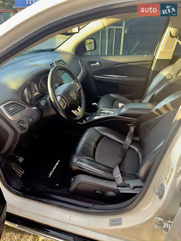 Внедорожник / Кроссовер Dodge Journey 2017 в Могилев-Подольске фото 5 Внедорожник / Кроссовер Dodge Journey 2017 в Могилев-Подольске