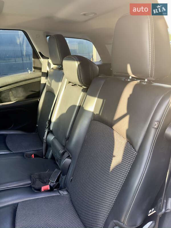 Внедорожник / Кроссовер Dodge Journey 2017 в Могилев-Подольске фото 9 Внедорожник / Кроссовер Dodge Journey 2017 в Могилев-Подольске
