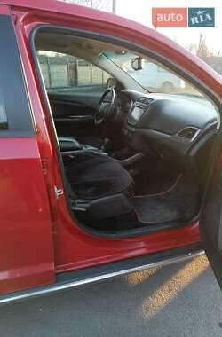 Внедорожник / Кроссовер Dodge Journey 2015 в 