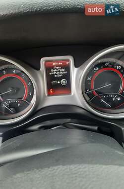 Внедорожник / Кроссовер Dodge Journey 2015 в 