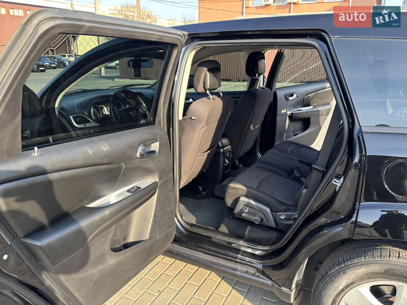 Внедорожник / Кроссовер Dodge Journey 2014 в Черкассах