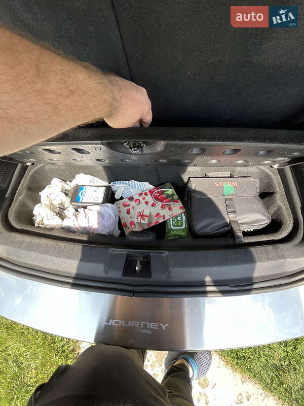Позашляховик / Кросовер Dodge Journey 2016 в Гадячі