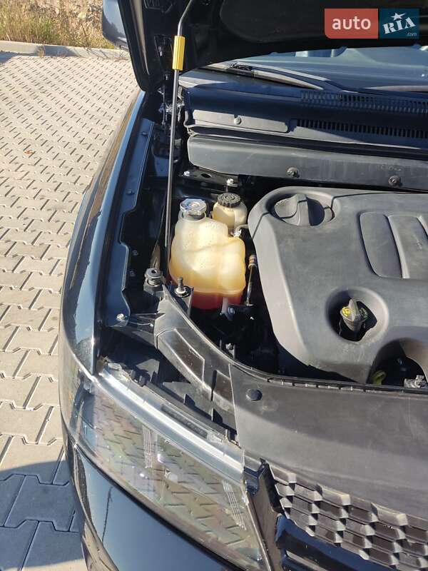 Внедорожник / Кроссовер Dodge Journey 2015 в Киеве