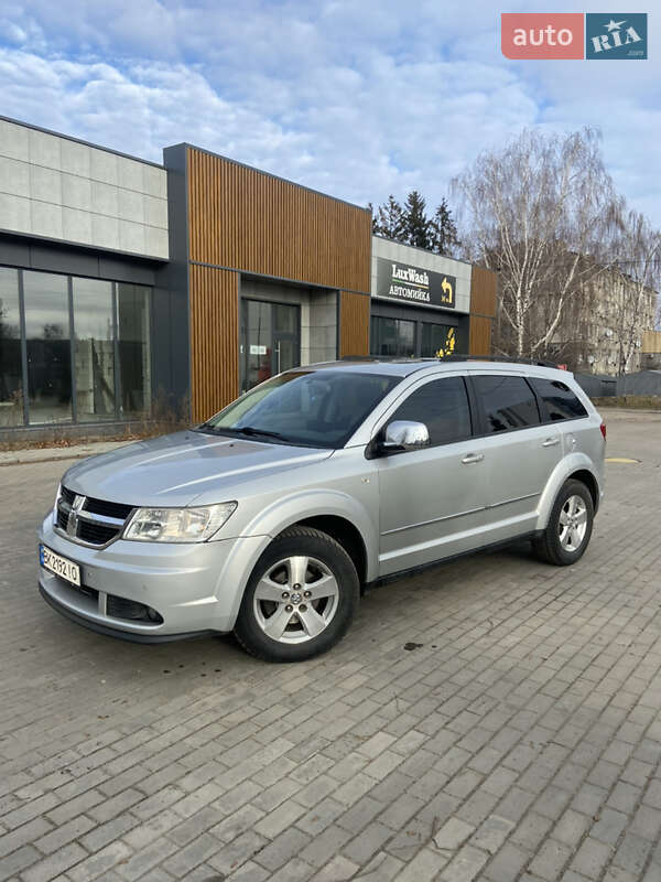 Позашляховик / Кросовер Dodge Journey 2008 в Березному