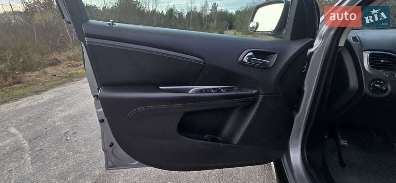 Внедорожник / Кроссовер Dodge Journey 2017 в Ровно