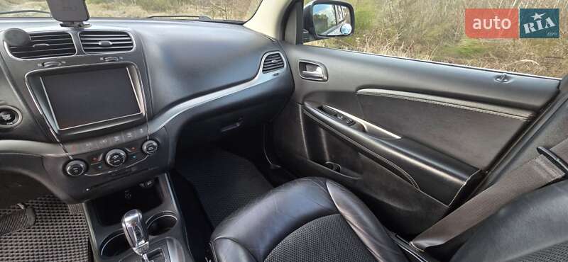 Внедорожник / Кроссовер Dodge Journey 2017 в Ровно