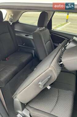 Позашляховик / Кросовер Dodge Journey 2020 в 