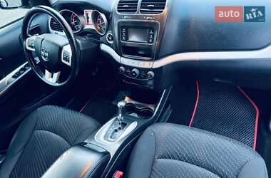 Внедорожник / Кроссовер Dodge Journey 2017 в 