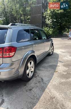 Позашляховик / Кросовер Dodge Journey 2008 в 