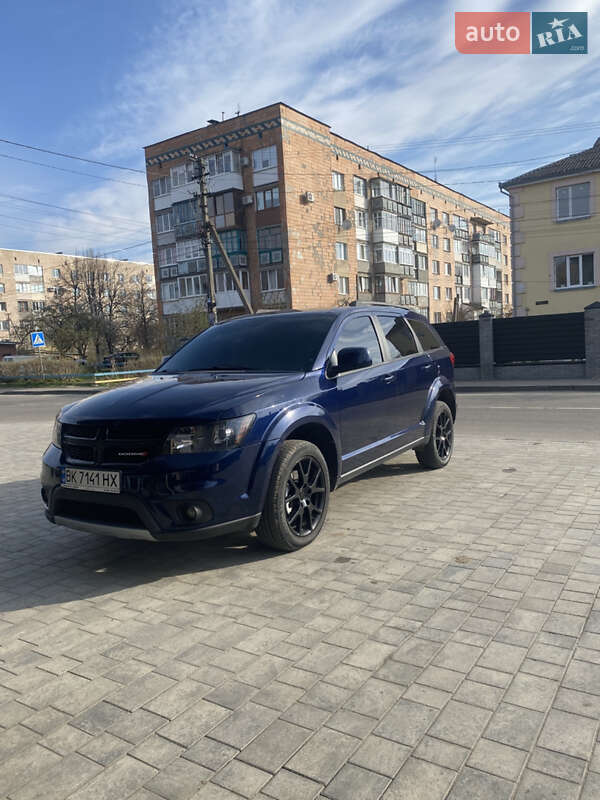 Позашляховик / Кросовер Dodge Journey 2017 в 