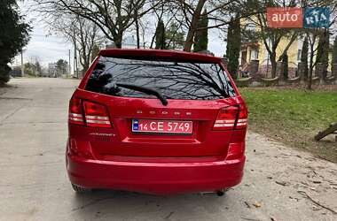 Позашляховик / Кросовер Dodge Journey 2017 в 
