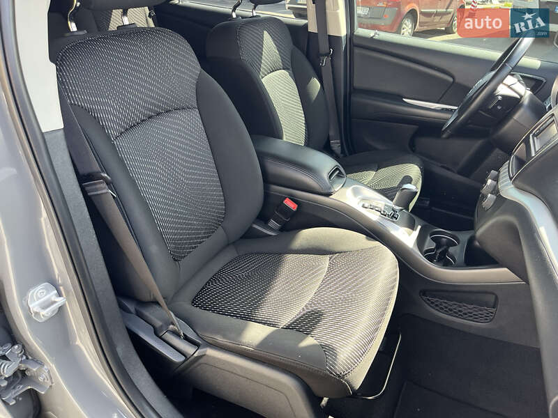 Позашляховик / Кросовер Dodge Journey 2020 в Василькові
