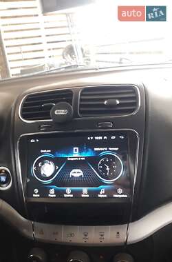 Внедорожник / Кроссовер Dodge Journey 2017 в 