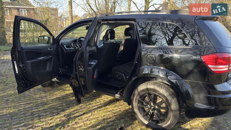 Позашляховик / Кросовер Dodge Journey 2020 в Києві