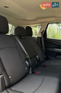 Позашляховик / Кросовер Dodge Journey 2020 в 