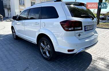 Позашляховик / Кросовер Dodge Journey 2015 в 