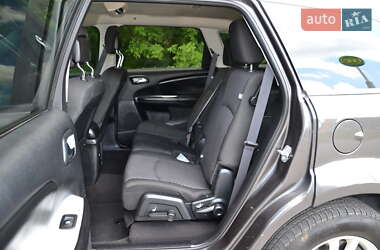 Внедорожник / Кроссовер Dodge Journey 2015 в 