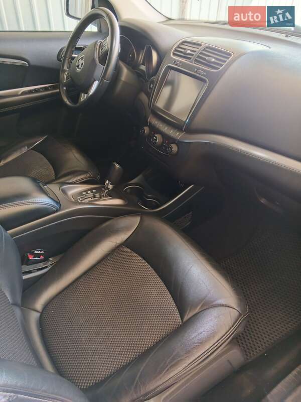 Внедорожник / Кроссовер Dodge Journey 2017 в Чернигове