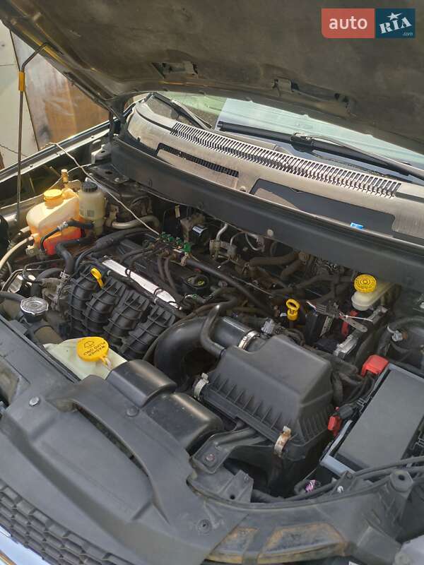 Внедорожник / Кроссовер Dodge Journey 2016 в Виннице