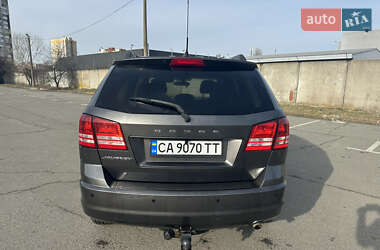 Позашляховик / Кросовер Dodge Journey 2016 в 