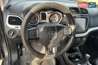 Позашляховик / Кросовер Dodge Journey 2016 в 