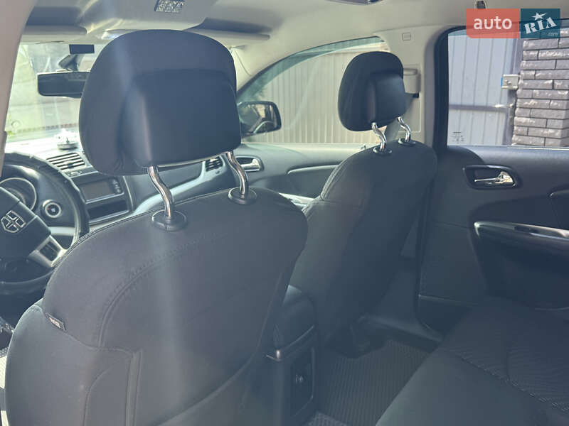 Внедорожник / Кроссовер Dodge Journey 2015 в Виннице