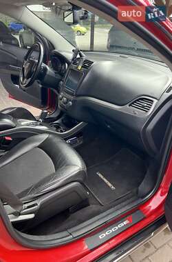 Внедорожник / Кроссовер Dodge Journey 2015 в 