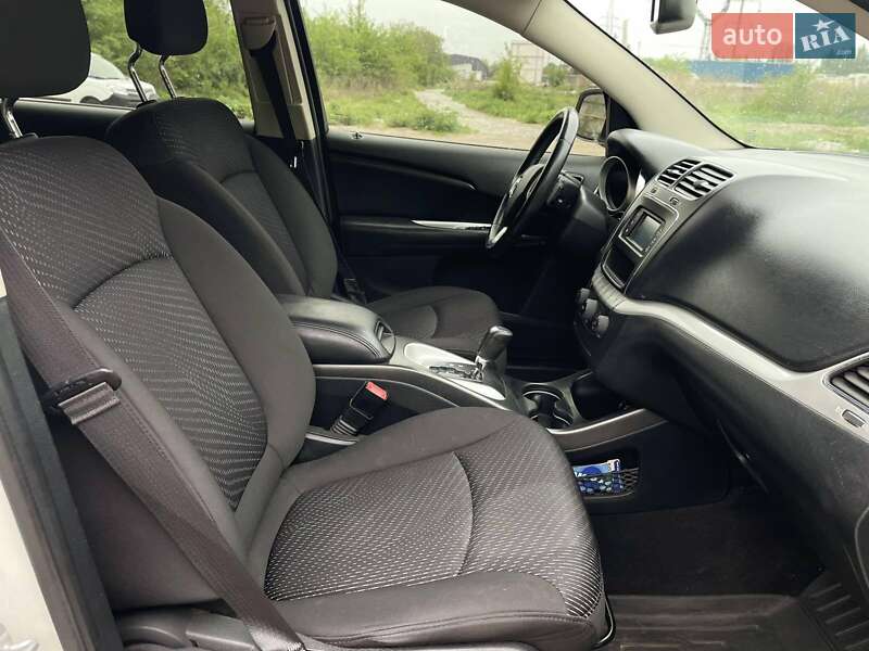 Внедорожник / Кроссовер Dodge Journey 2016 в Днепре