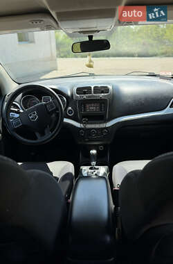 Внедорожник / Кроссовер Dodge Journey 2012 в 