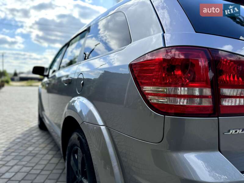 Позашляховик / Кросовер Dodge Journey 2016 в Харкові