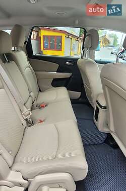 Внедорожник / Кроссовер Dodge Journey 2015 в 