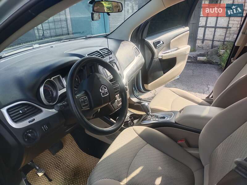 Позашляховик / Кросовер Dodge Journey 2013 в Павлограді