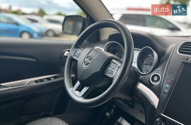 Внедорожник / Кроссовер Dodge Journey 2017 в 