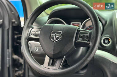 Позашляховик / Кросовер Dodge Journey 2018 в 