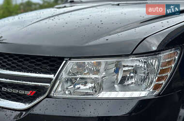 Позашляховик / Кросовер Dodge Journey 2018 в 