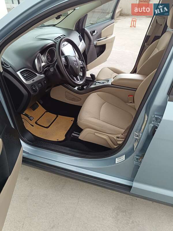Внедорожник / Кроссовер Dodge Journey 2013 в Ровно