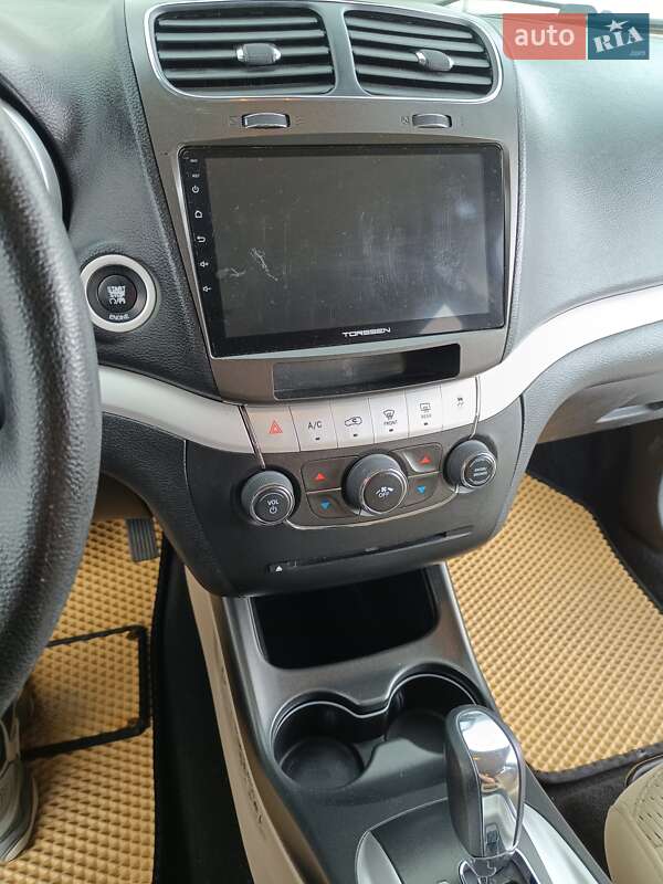 Внедорожник / Кроссовер Dodge Journey 2013 в Ровно
